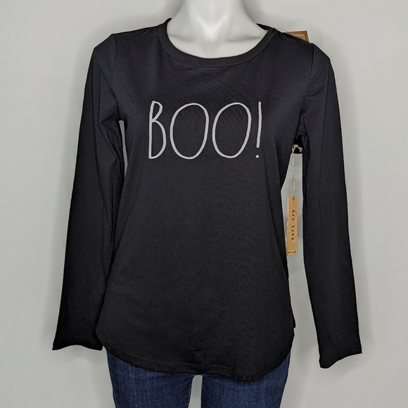 ✨3/$15 NWT Rae Dunn black white Halloween BOO long sleeve T-shirt and socks S - Picture 2 of 7